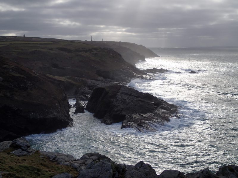 Storm licht lopen op Coast Path Cornwall